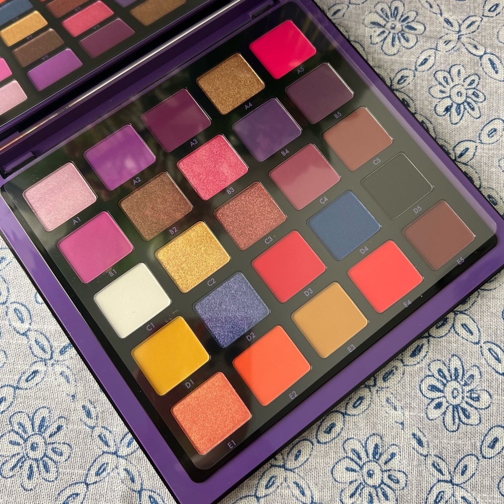 Brand new Norvina Palette. ABH Never been used.  High pigment.
